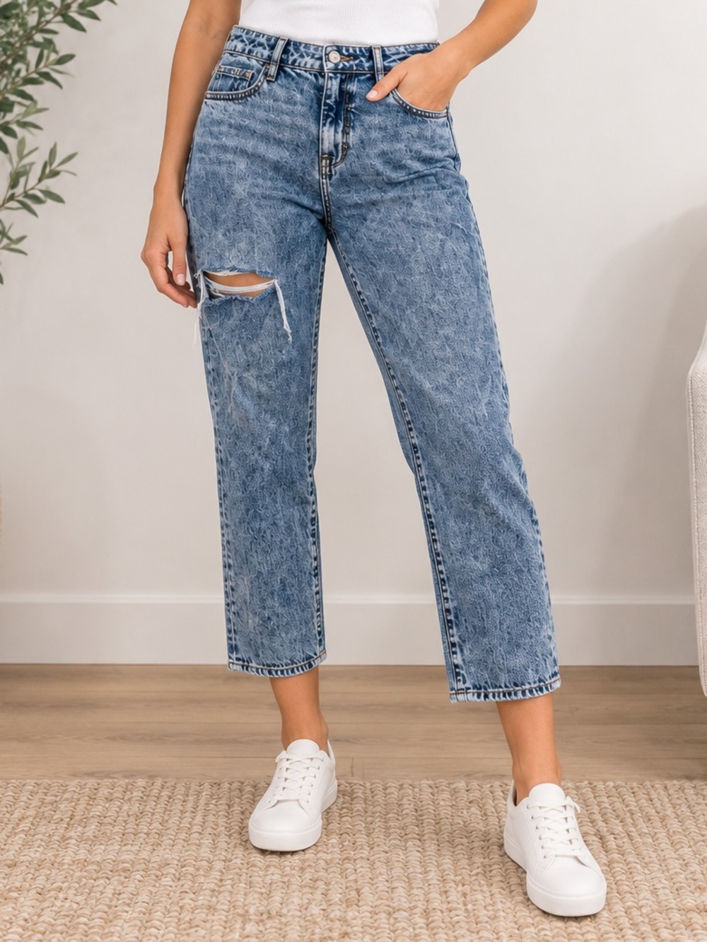 HIDDEN Tracey Jeans Cropped Straight Acid Washed Distressed Size 26